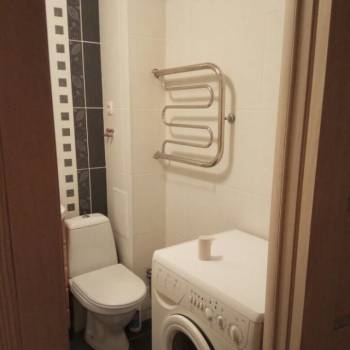 Сдается 1-комнатная квартира, 42 м²