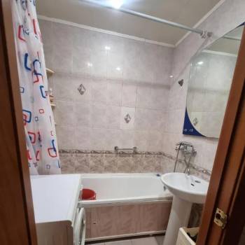 Сдается Многокомнатная квартира, 65 м²