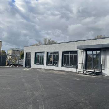 Сдается Нежилое помещение, 250 м²