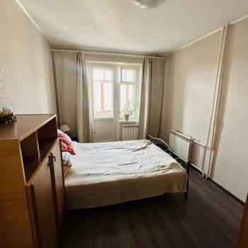 Продается Многокомнатная квартира, 77,7 м²