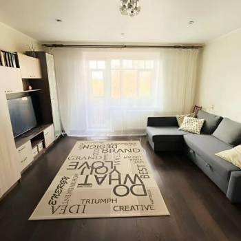 Продается Многокомнатная квартира, 77,7 м²