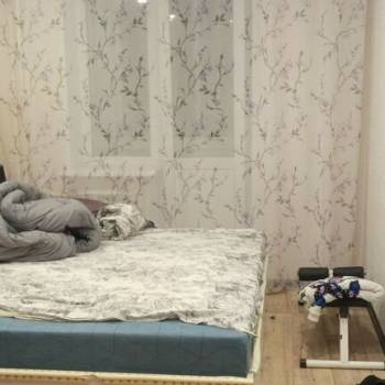 Продается 1-комнатная квартира, 75,6 м²