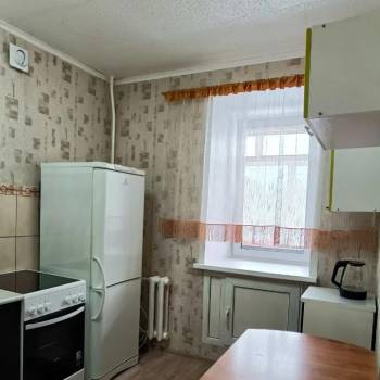 Сдается Многокомнатная квартира, 60 м²