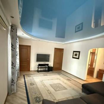 Сдается Многокомнатная квартира, 70 м²