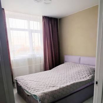 Продается 1-комнатная квартира, 37 м²