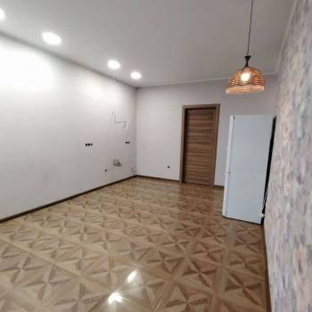 Продается 1-комнатная квартира, 50 м²