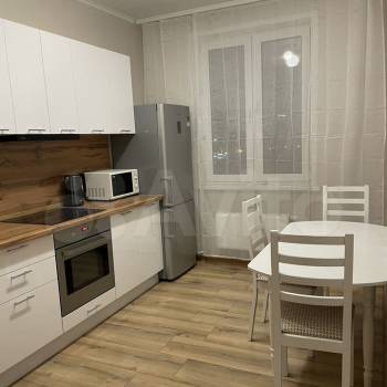 Сдается 1-комнатная квартира, 37 м²