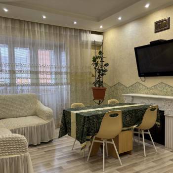 Сдается 2-х комнатная квартира, 89 м²