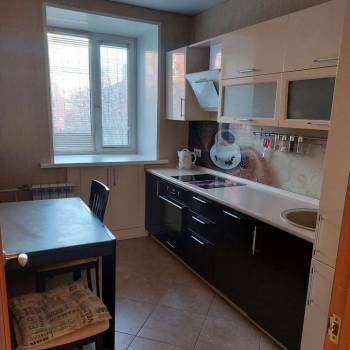 Сдается Многокомнатная квартира, 56 м²