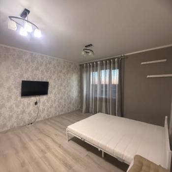 Сдается 1-комнатная квартира, 50 м²