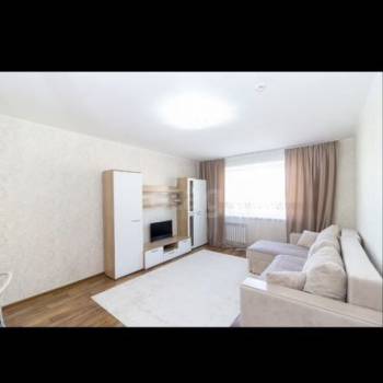Продается 1-комнатная квартира, 42,3 м²