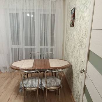 Сдается 1-комнатная квартира, 37 м²