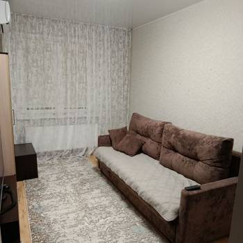 Сдается 1-комнатная квартира, 37 м²