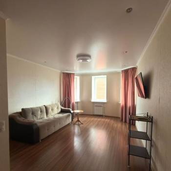 Сдается 1-комнатная квартира, 46 м²